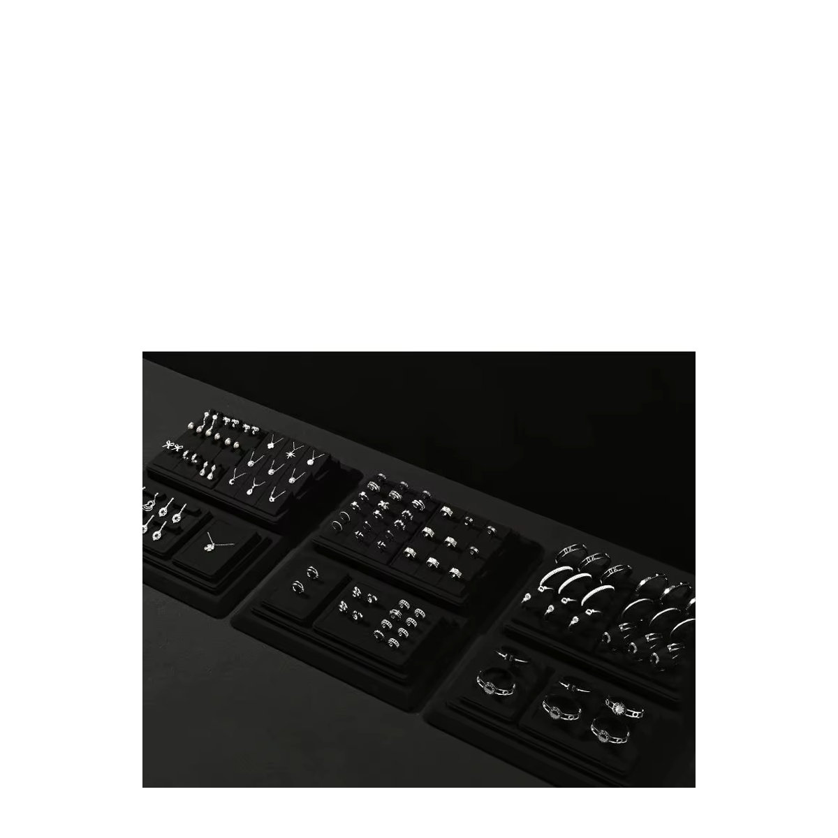 Oirlv Schmuckdisplay Set aus schwarzem Samt für Armreife, Ringe, Ohrringe und Halsketten - Bild 3