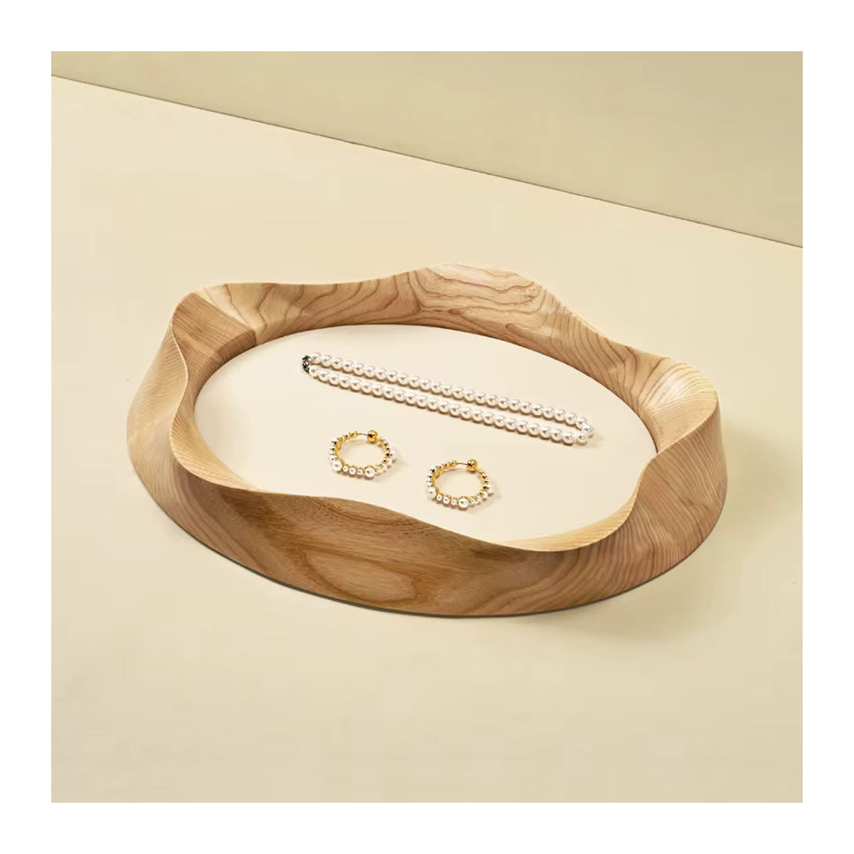 Oirlv Schmucktablett aus Holz in Blütenblattform, braun, Schmuck-Organizer für Ringe, Perlenketten, Ohrringe und Armbänder - Bild 4