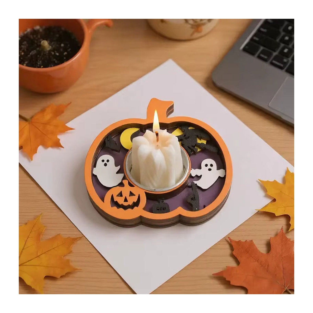 Orangefarbener Halloween-Kerzenhalter aus Holz für Stumpenkerzen als Tischdekoration - Bild 2