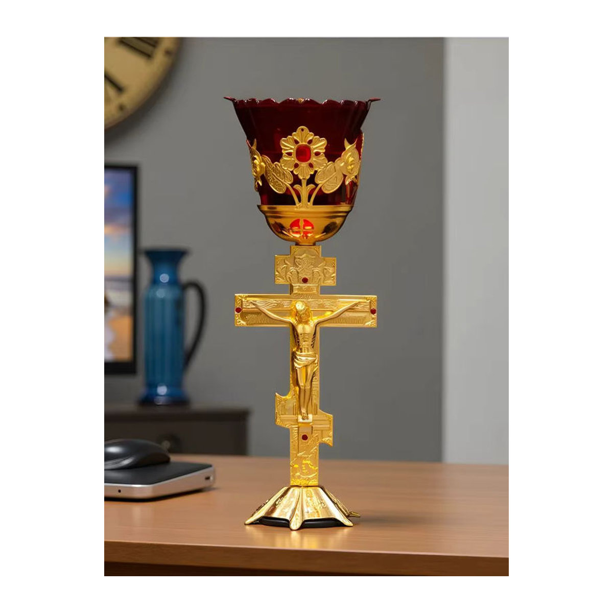 Orthodoxe Öllampe mit Kelch und Kruzifix aus Zinklegierung und rotem Glas in Gold, Höhe: 25.5 cm, Breite: 9 cm, Tiefe: 8.5 cm - Bild 7