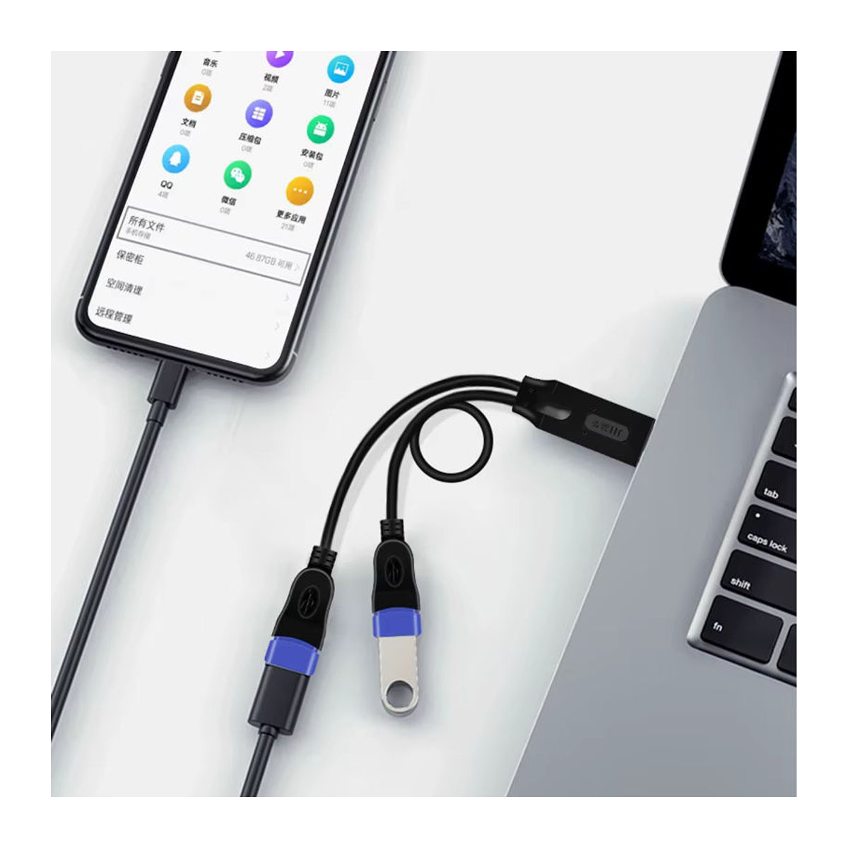 OULLX USB-Kabel-Splitter mit 2 Anschlüssen als OTG-Verlängerung und Ladestation in Schwarz - Bild 2