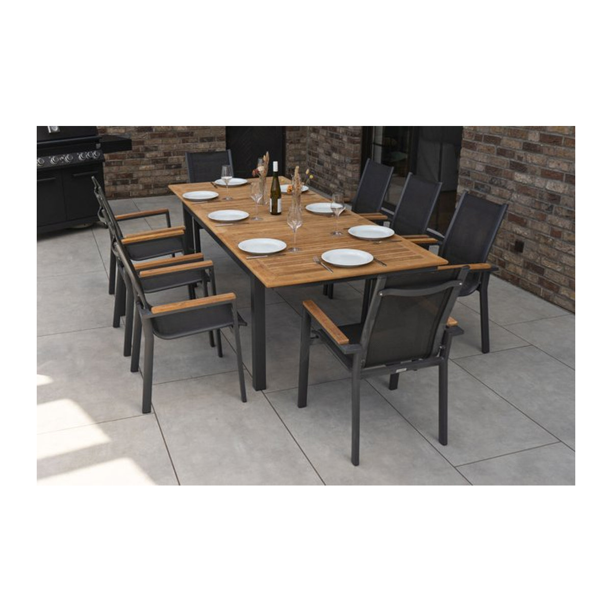 OUTFLEXX Garten-Essgruppe aus Aluminium und Textilene in Anthrazit mit Tisch und 8 Stapelsesseln - Bild 1