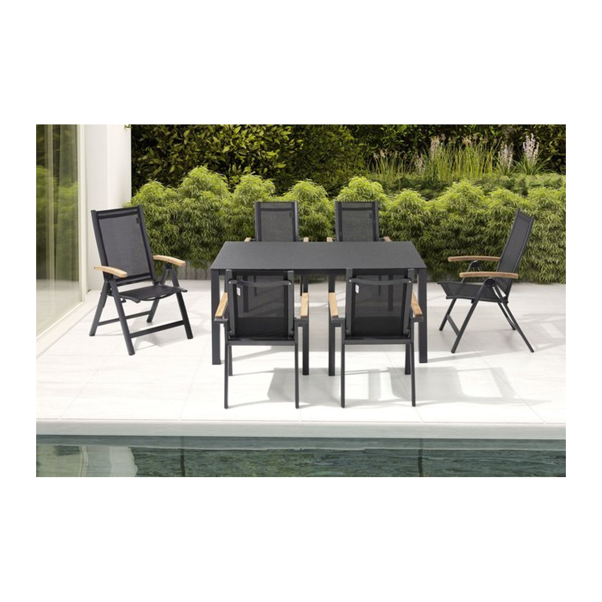 OUTFLEXX Garten-Essgruppe in Anthrazit mit Tisch und 6 Sitzgelegenheiten aus Aluminium, Spraystone und Teak-Armlehnen, Breite: 160 cm, Tiefe: 95 cm - Bild 1