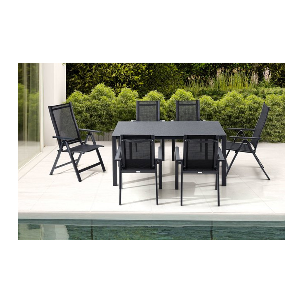 OUTFLEXX Garten-Essgruppe in Anthrazit und Schwarz, modernes Gartenmöbel-Set aus Aluminium und Spraystone mit 4 Stapelsesseln und 2 Klappstühlen, Tisch Breite: 160 cm, Tiefe: 95 cm - Bild 1