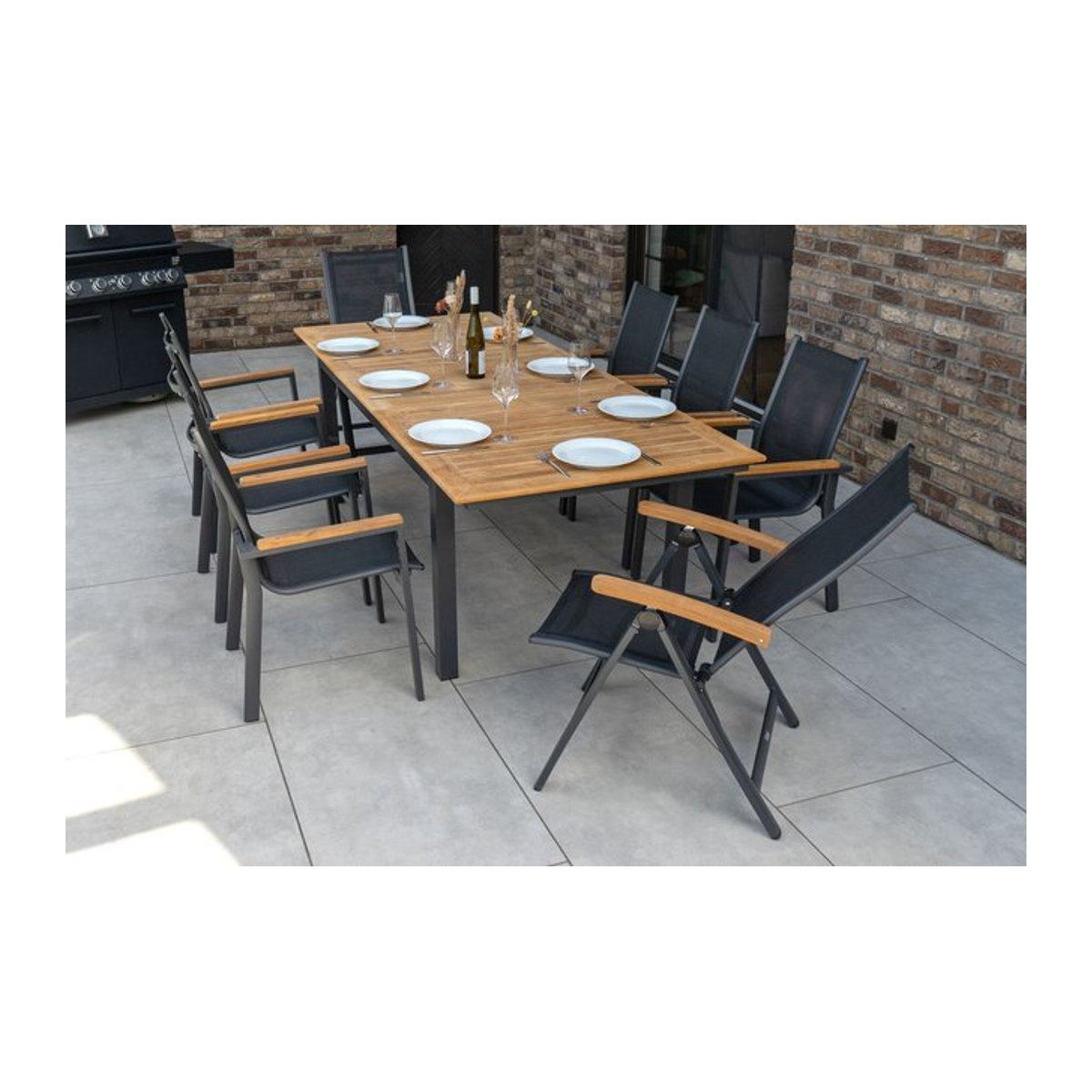 OUTFLEXX Garten-Essgruppe modern in Anthrazit aus Aluminium, Teak und Textil mit Tisch und 8 Stühlen - Bild 1