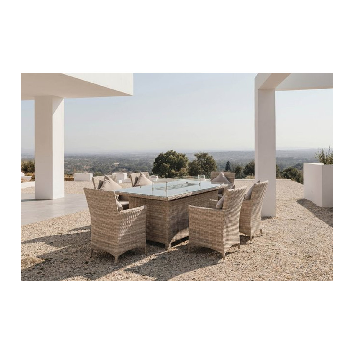 OUTFLEXX Ignacio Garten-Essgruppe aus Polyrattan und Aluminium in Beige mit 6 Sesseln und Tisch mit Feuerstelle, B/T: 200 x 100 cm - Bild 1