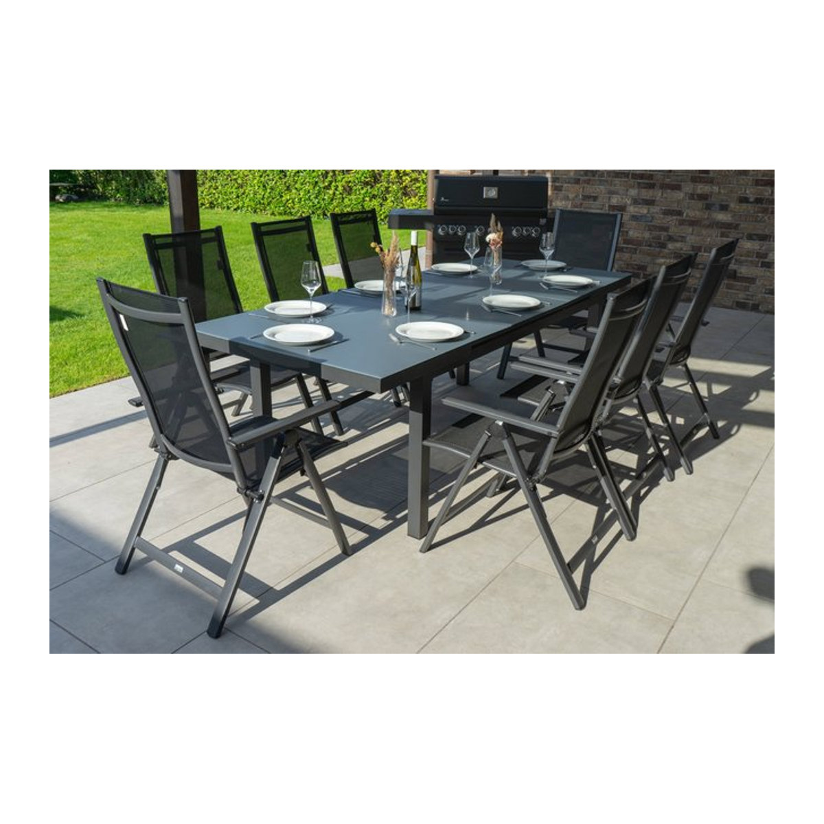 OUTFLEXX Premium Garten-Essgruppe in Anthrazit Matt aus Aluminium, Glas und Textilene mit Tisch und 8 Klappstühlen - Bild 1