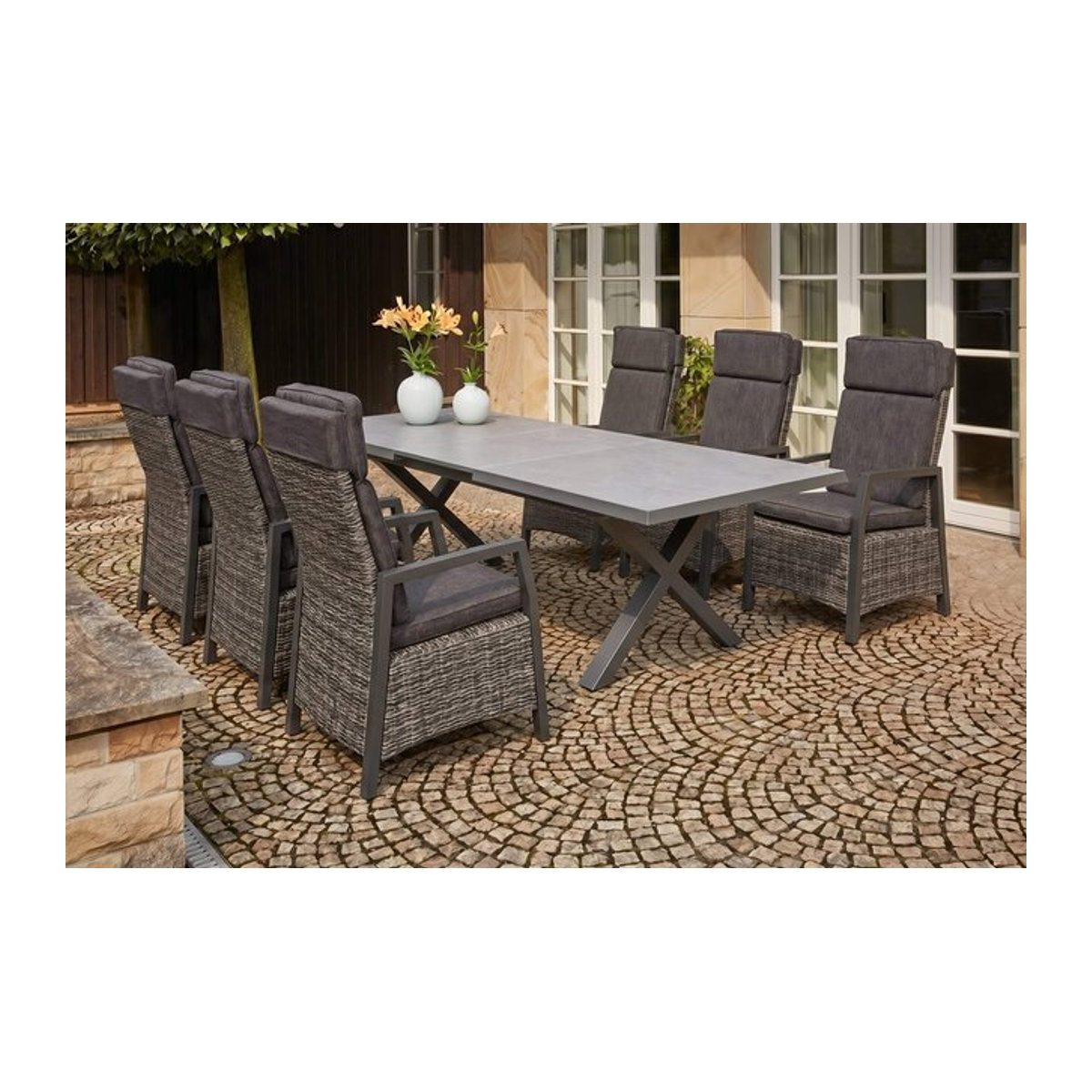 OUTFLEXX Serro Garten-Essgruppe aus Polyrattan und Aluminium in Schwarz, Anthrazit und Grau mit Tisch und 6 Diningsesseln - Bild 1