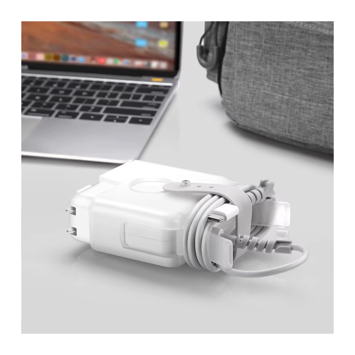 OUYUANSU Kabelmanagement Kabelwickler und Schutzhülle für MacBook Pro Ladegeräte und Netzteile in Weiß, minimalistisches Design - Bild 3