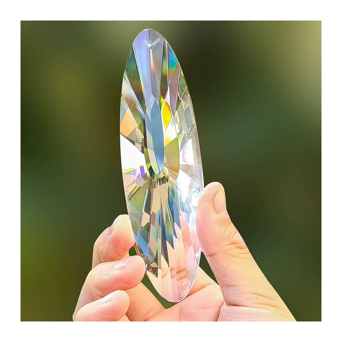 Ovaler Kristall Sun Catcher aus Glas mit facettierten Prismen in Transparent, hängende Regenbogen-Dekoration für Garten und Kronleuchter, 120 mm - Bild 4