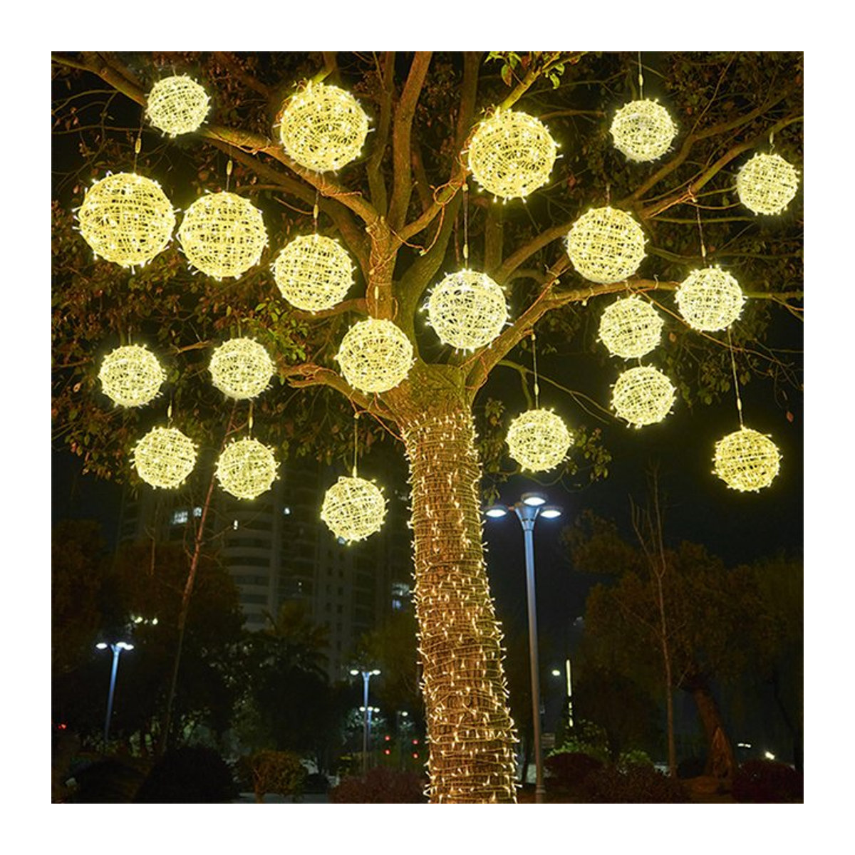 PAMNNY LED Rattan Ball Lichterkette im Bohemian Stil für Garten und Terrasse - Bild 1