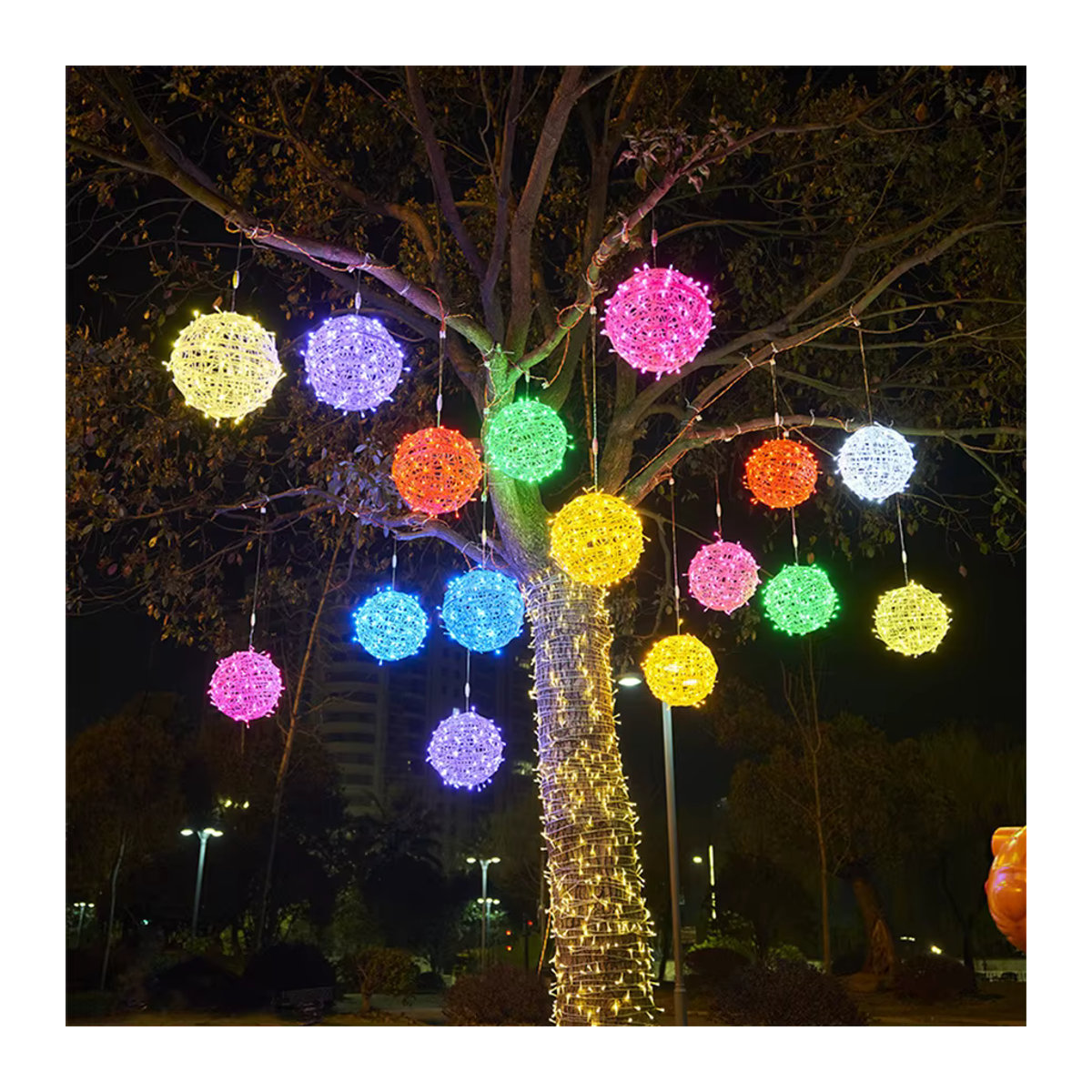 PAMNNY LED Rattan Ball Lichterkette im Bohemian Stil für Garten und Terrasse - Bild 2