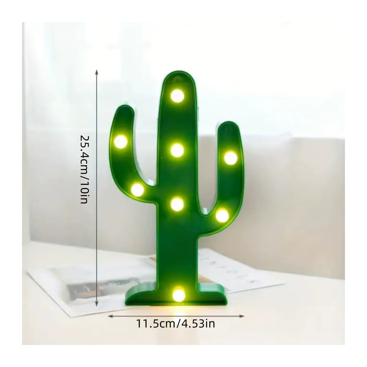 Peach Forest Mini Kaktus Tischlampe aus Kunststoff in Grün, batteriebetrieben und minimalistisch im Design - Bild 3