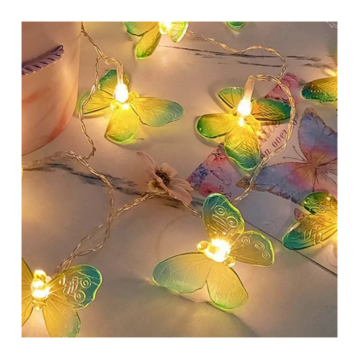 Peach Forest Schmetterling LED Lichterkette im Bohemian Stil in Grün und Gelb für dein Zuhause und Schlafzimmer - Bild 2