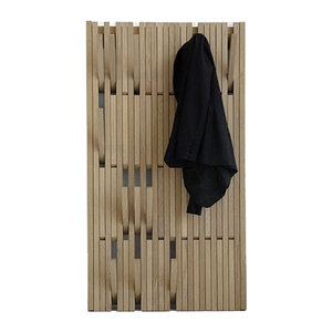 PER/USE Wandgarderobe Piano groß aus Holz in Eiche Natur Braun im minimalistischen Design