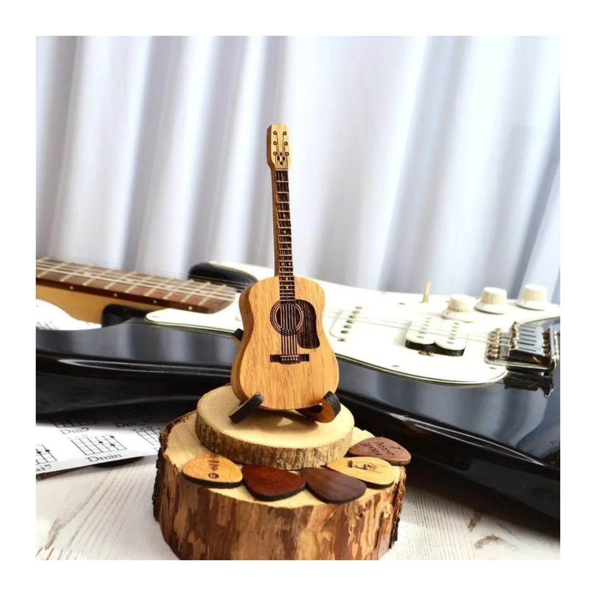 Personalisierte Holz-Gitarrenplektrum-Box mit 3 gravierten Plektren in Braun - Bild 3