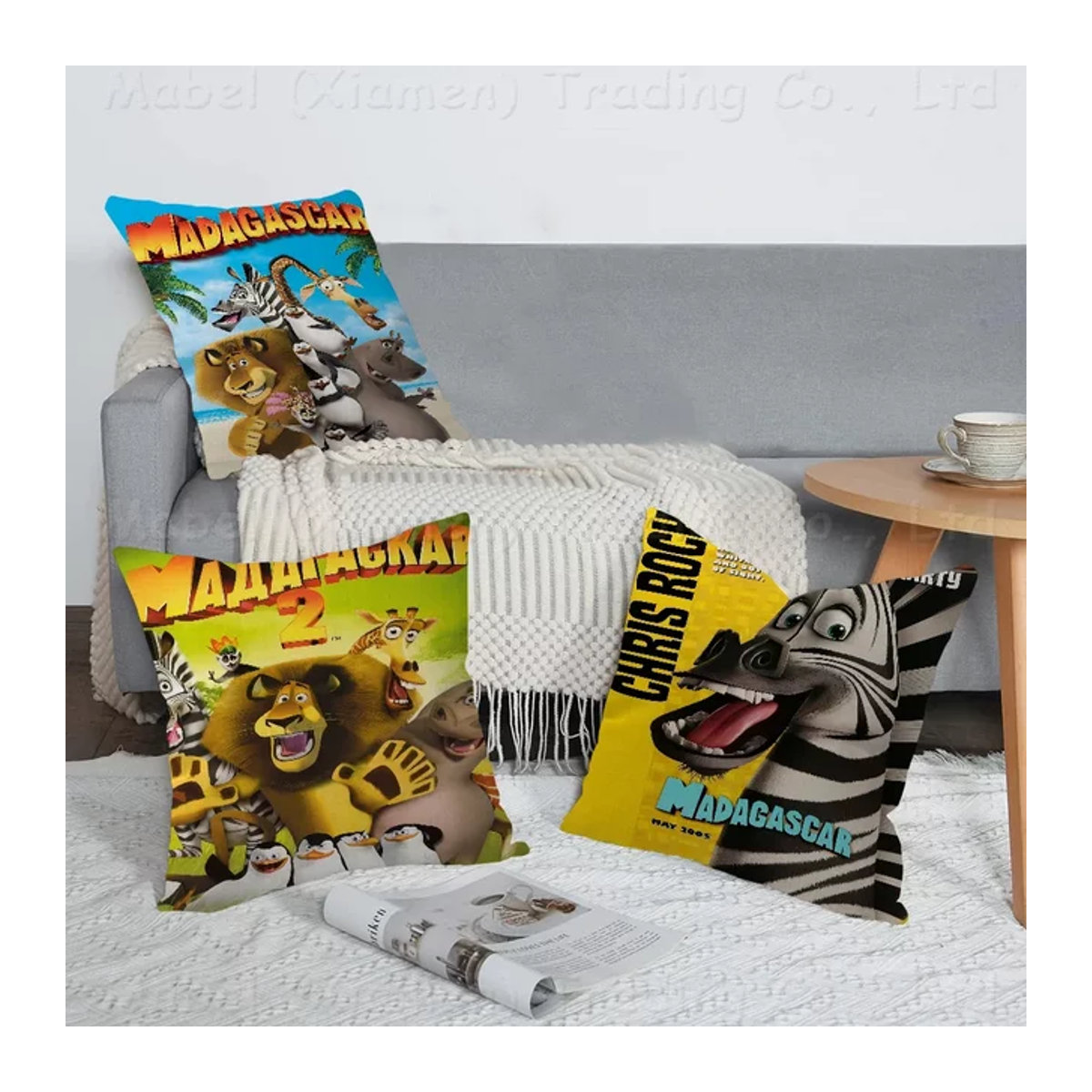 Personalisierter Kissenbezug Beast Kingdom Madagaskar Motiv in Mehrfarbig für Kinder und Schlafzimmer - Bild 1
