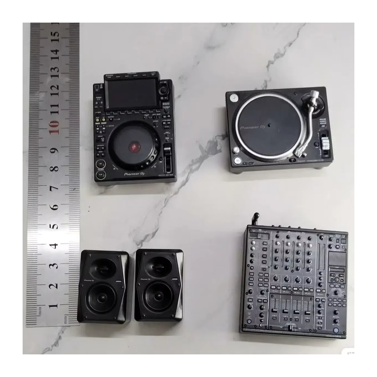 Pioneer DJ Schlüsselanhänger als Miniaturmodell von Mixer und CD-Player in Schwarz - Bild 2