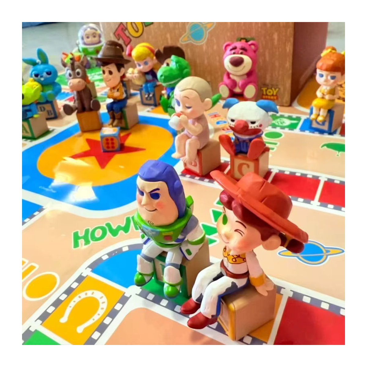 Pixar Toy Story 30th Anniversary Edition Ludo Flying Chess Blind Box Desktop-Dekoration aus Kunststoff, mehrfarbig - Bild 2