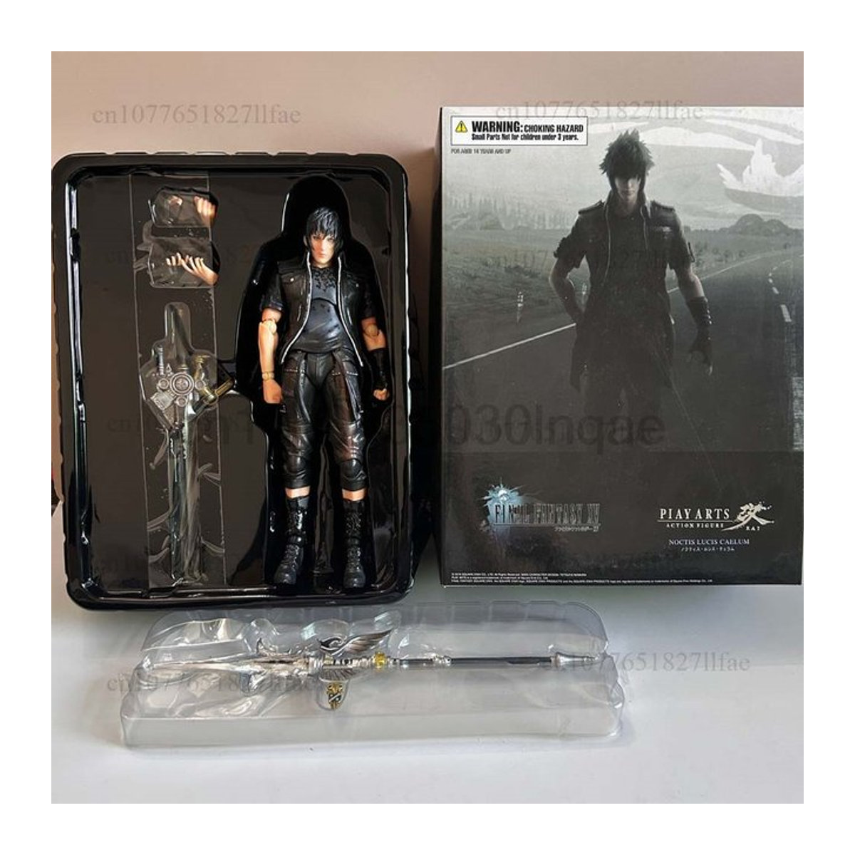 PLAY Arts XV Noctis Lucis Caelum Actionfigur in Schwarz - Bild 1