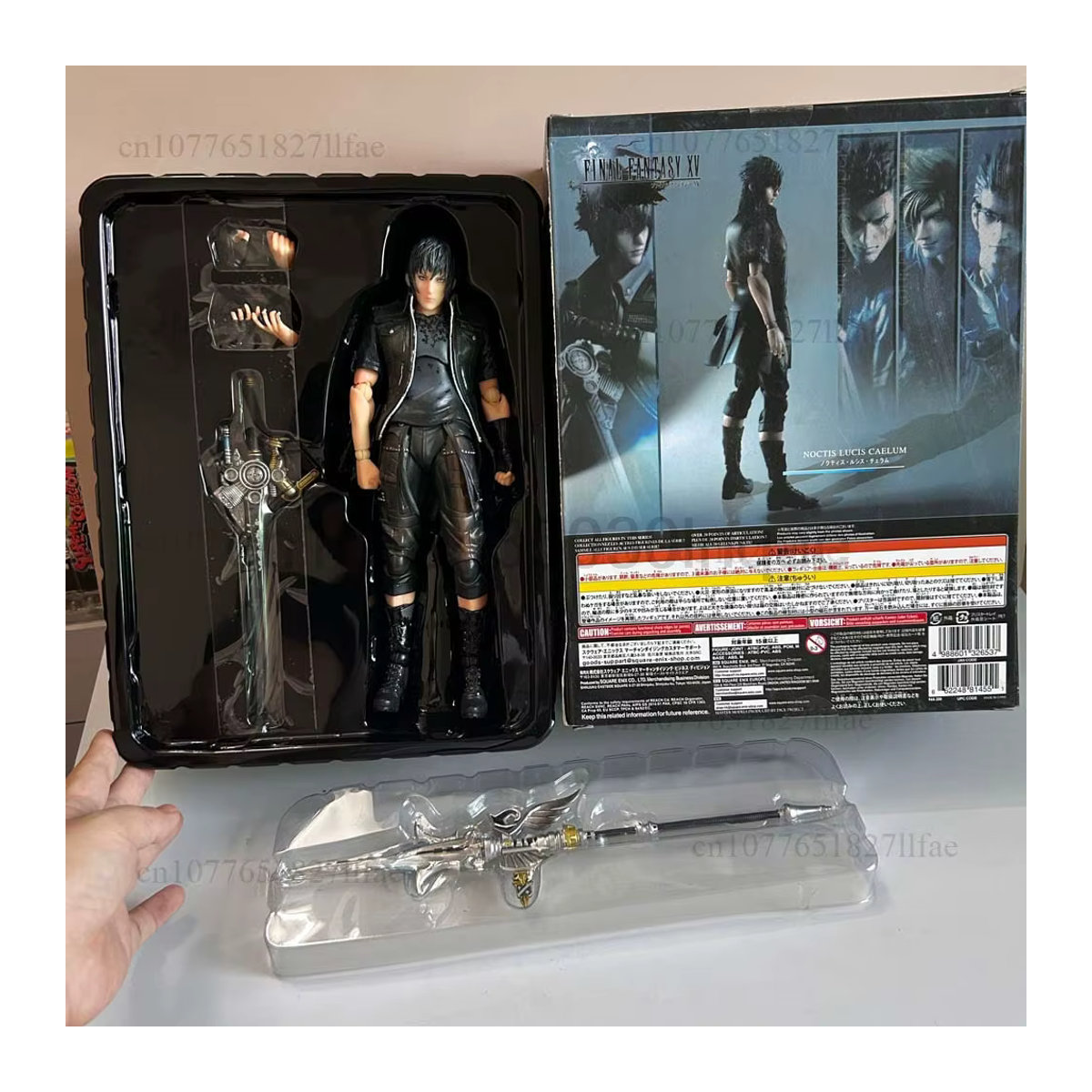 PLAY Arts XV Noctis Lucis Caelum Actionfigur in Schwarz - Bild 5