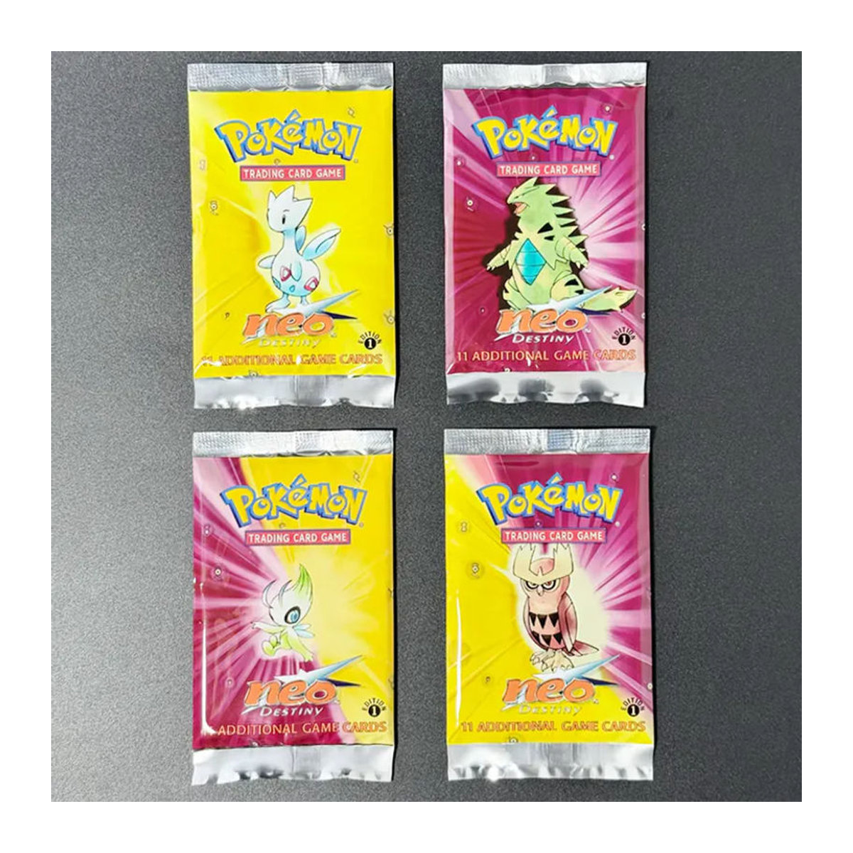 Pokemon Sammelkarten Booster-Pack mit 11 Karten aus verschiedenen Editionen wie Team Rocket, Neo Destiny, Base, Fossil und Jungle in Mehrfarbig - Bild 2