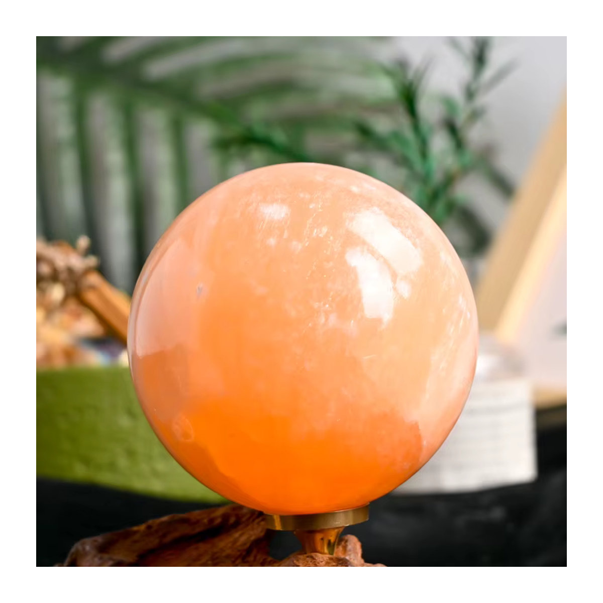Polierte orangefarbene Selenit-Steinkugel als dekorativer Kristall für deine Sammlung - Bild 2