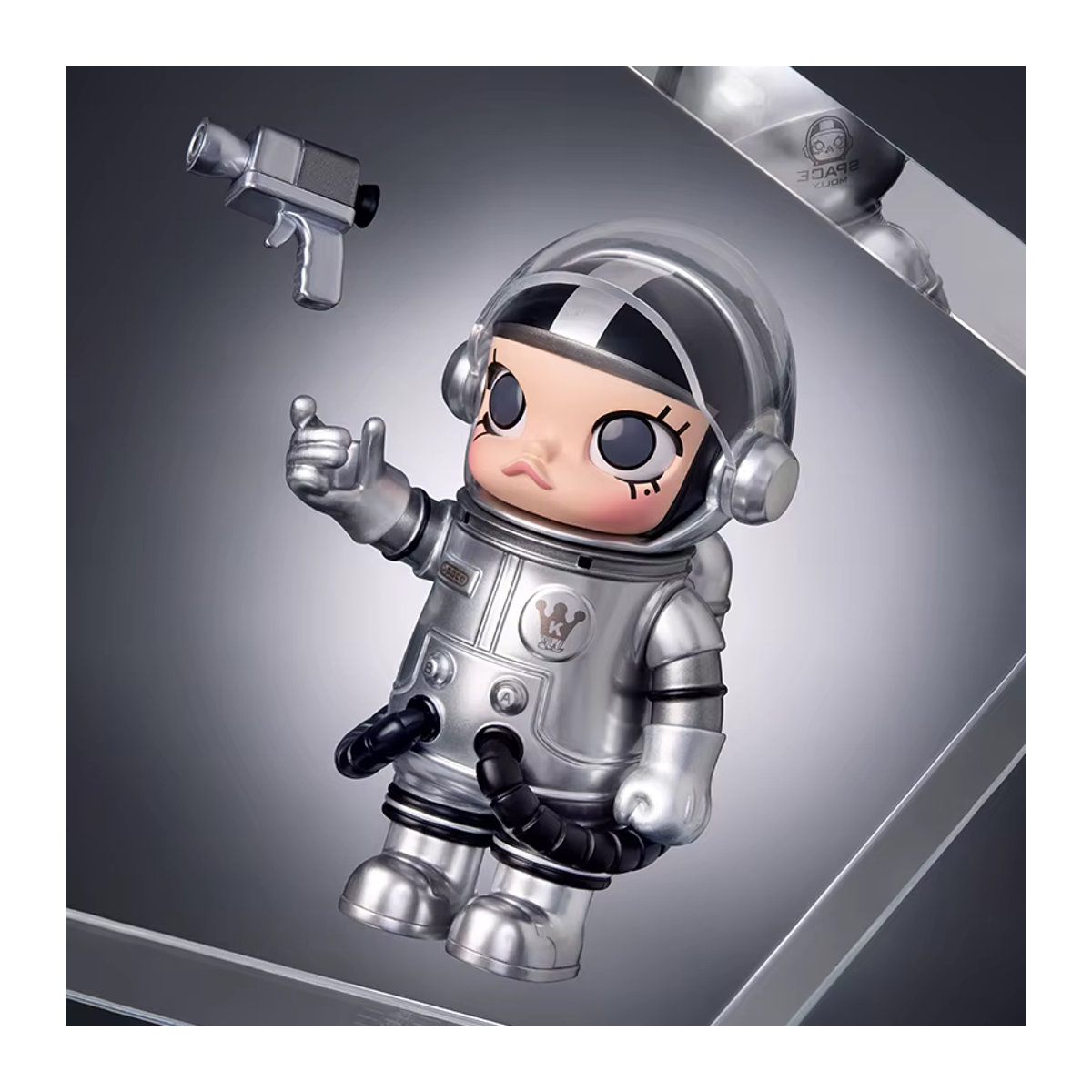 POP MART MEGA SPACE MOLLY 100 % Brechung Figur in Silber - Bild 2