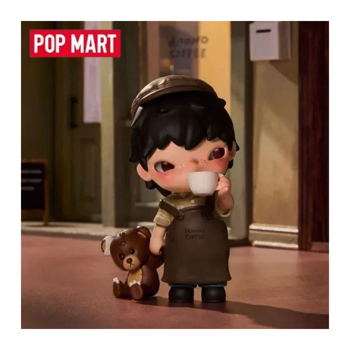POPMART Hirono Serie Kaffee Blind Box Mystery Box Anime Figur aus Kunststoff in Braun und Mehrfarbig als Desktop Ornament zur Sammlung - Bild 1