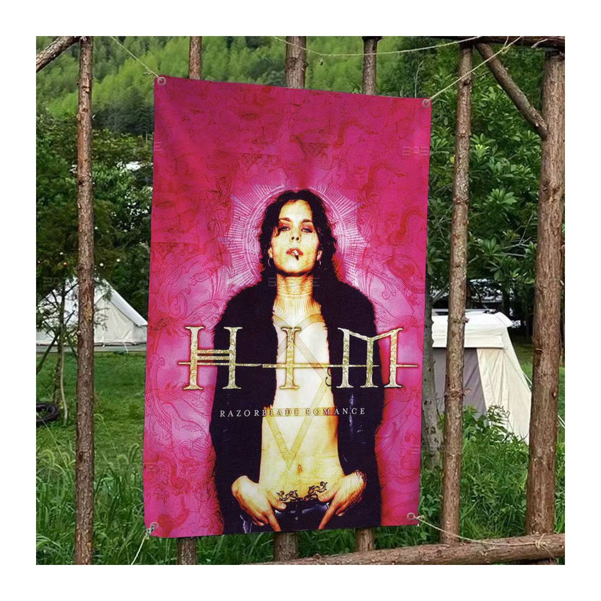 Potdemiel HIM Rockband Hängebanner Rosa Textil Dekoration Rechteckig - Bild 3