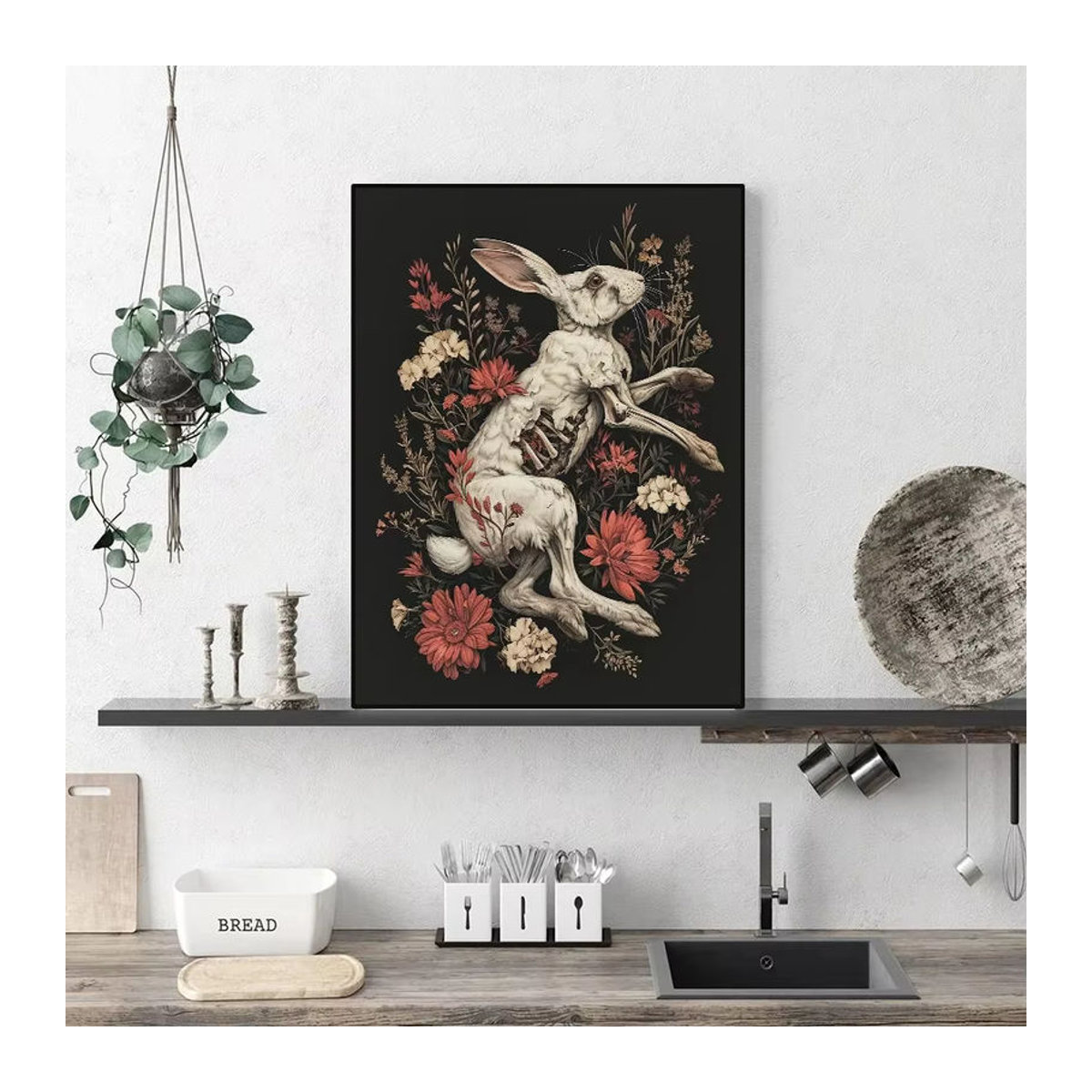 Potdemiel Leinwandgemälde mit floralen Tier-Skeletten in Schwarz für okkulte Wandkunst und Dark Academia Dekoration - Bild 1