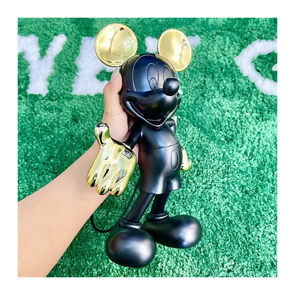 Potdemiel Mickey Maus Statue aus Kunstharz in Schwarz und Weiß als dekorative Skulptur für dein Zuhause - Bild 1