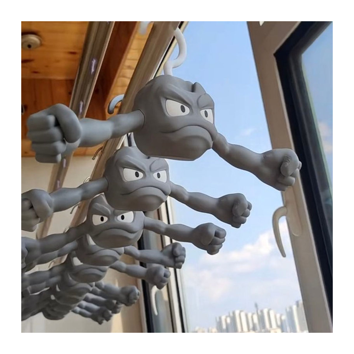 Potdemiel Rock Fist Model Hanger aus Kunststoff, graue 3D-gedruckte Wanddekoration als kreative Kunst und funktionales Geschenk - Bild 1