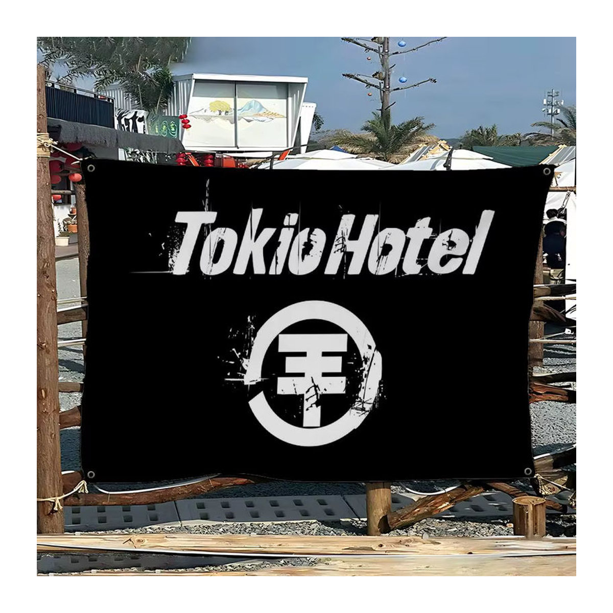 Potdemiel Wandbehang T-Tokio H-Hotel Band Cartoon Flagge in Schwarz als Science Fiction Deko für dein Zimmer - Bild 4