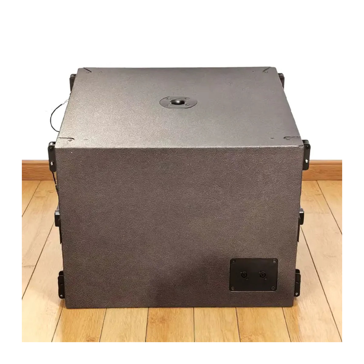 Prohsaudio SB118 Einzelner 18-Zoll-Subwoofer-Lautsprecherkasten in Schwarz und Braun zur Verwendung mit Kr08 Line Array ohne Lautsprecherkomponenten - Bild 5