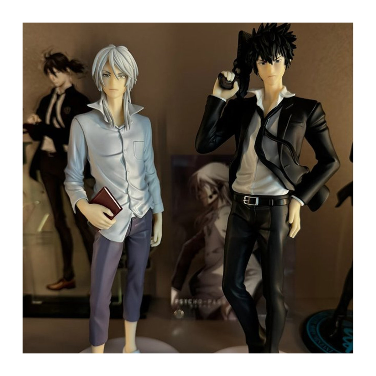 Psycho-Pass Anime PVC Figur Bandai Makishima Shougo und Kougami Shinya mehrfarbig Höhe: 18 cm - Bild 1