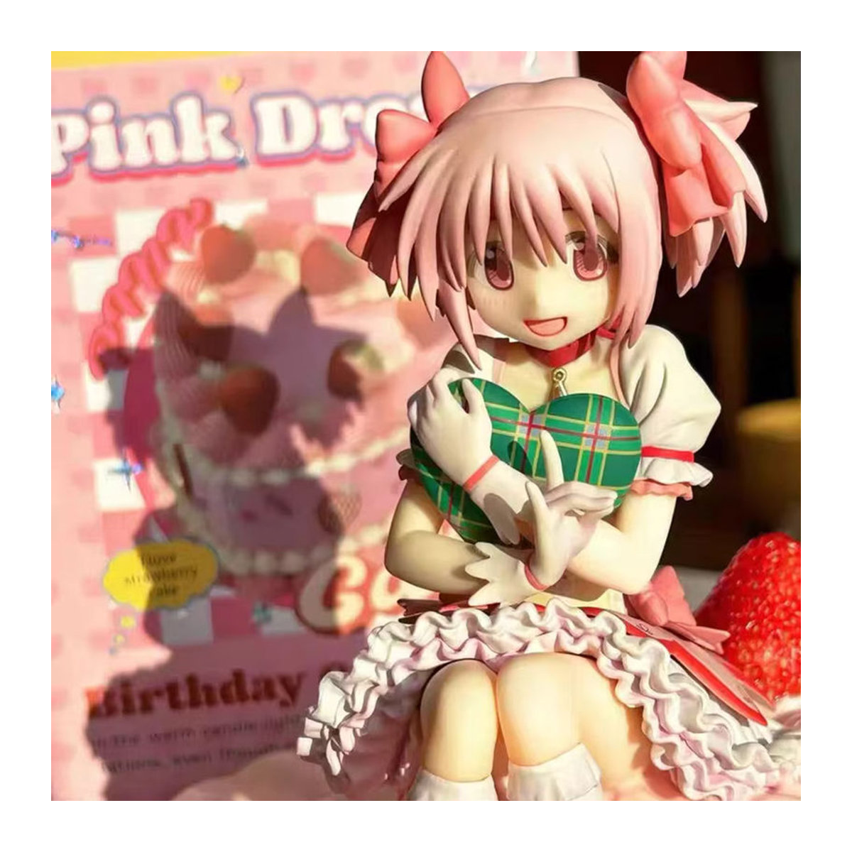 Puella Magi Madoka Magica Anime Figur Kaname Madoka als sitzendes Modell in Rosa, Höhe: 15 cm - Bild 6