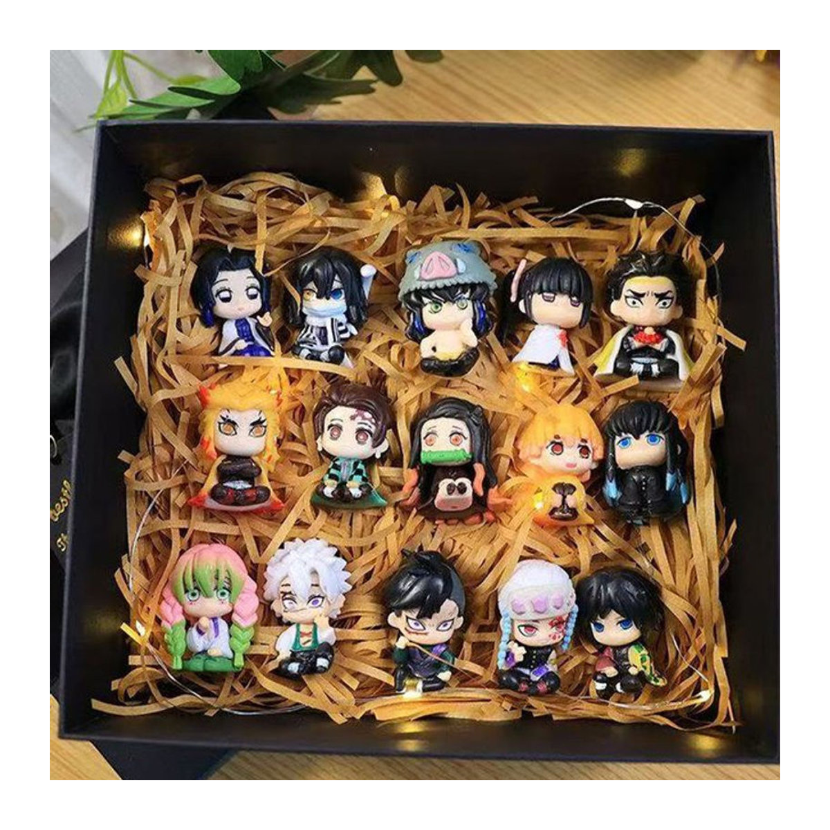 Q Posket Demon Slayer Kimetsu No Yaiba Figuren Set aus Kunststoff in Mehrfarbig als Desktop-Dekoration - Bild 1