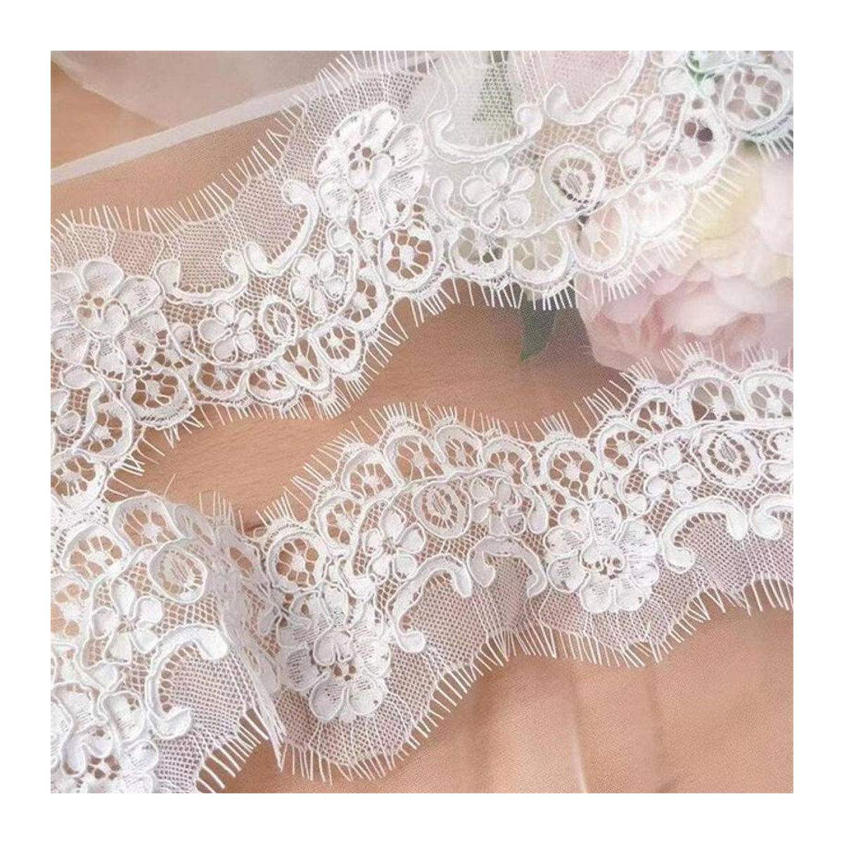 R SMEALE Spitzenbesatz mit floralem Design in Weiß für Hochzeitskleider und DIY-Schleier, 3 Meter - Bild 1