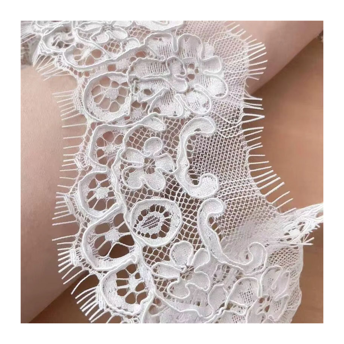 R SMEALE Spitzenbesatz mit floralem Design in Weiß für Hochzeitskleider und DIY-Schleier, 3 Meter - Bild 2