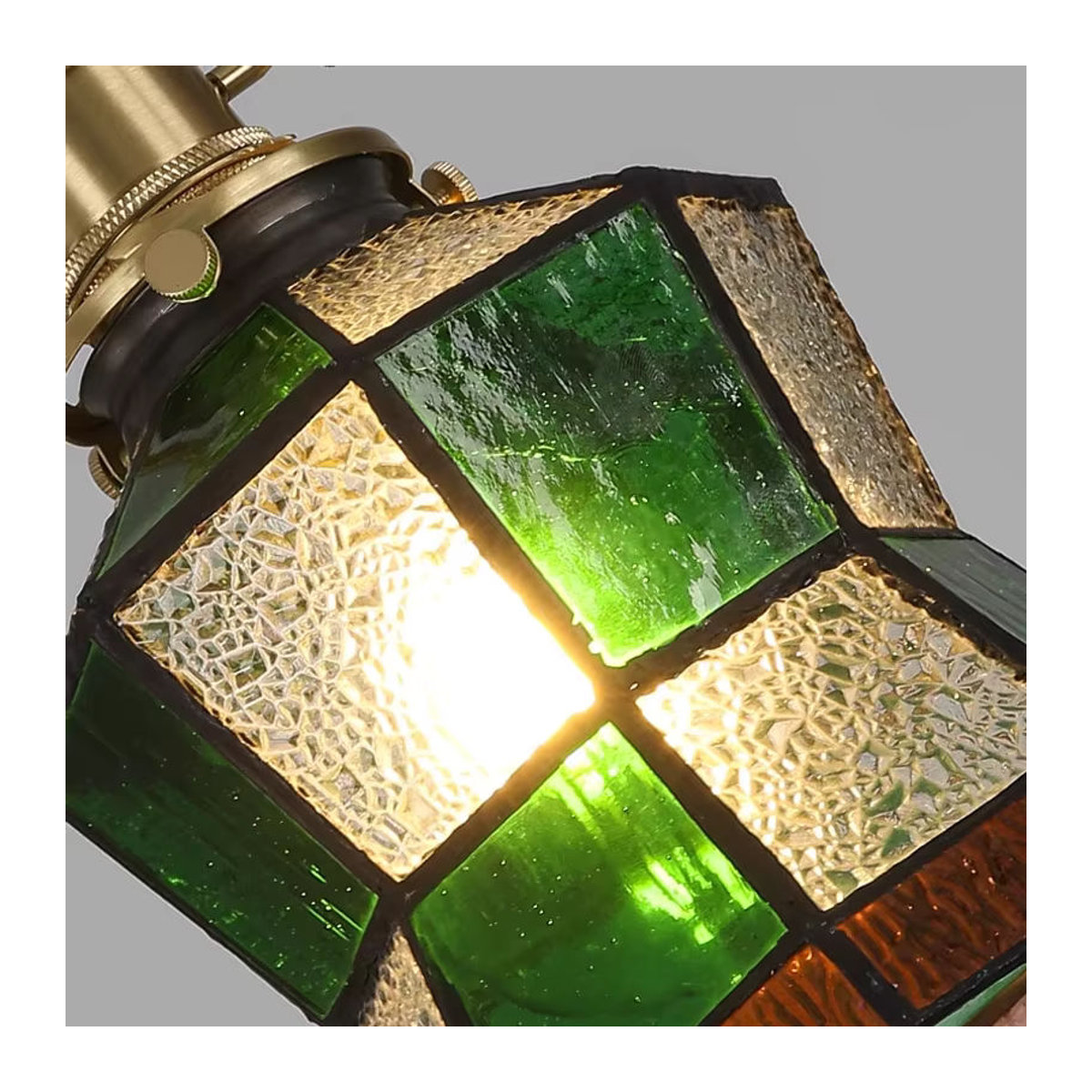 Ramalho LED Wandleuchte im Vintage-Design aus Messing und Glas in Grün - Bild 2