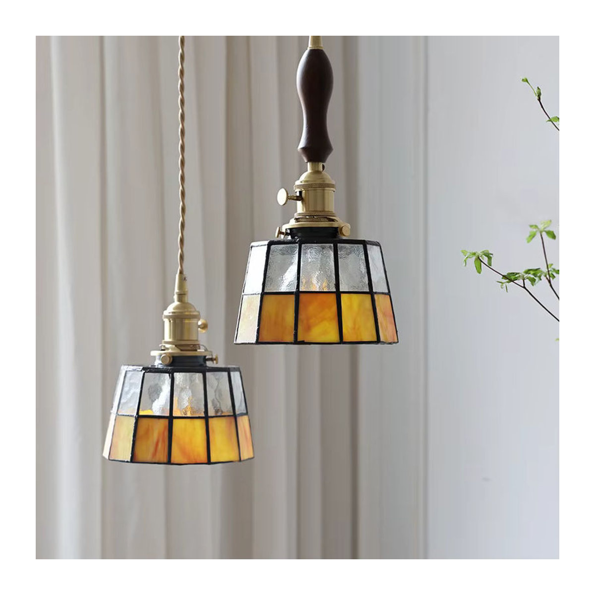 Ramalho Retro Tiffany Pendelleuchte aus Messing in Bunt mit LED-Technik - Bild 3