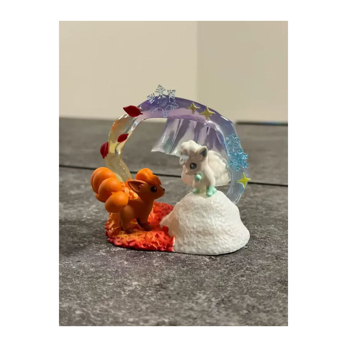 Re-ment Pokémon Circular Diorama Collection 2 Anime-Figuren Set mit Flygon, Alolan Vulpix, Primarina, Dragonair und Mew in Mehrfarbig - Bild 5