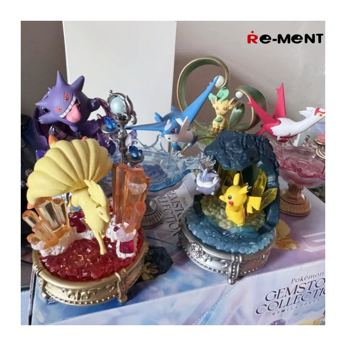 Re-Ment Pokemon Mysterious Miracle Of Sparkling Gemstones Miniatur-Szenenmodell Blind Box Collection in Mehrfarbig - Bild 1