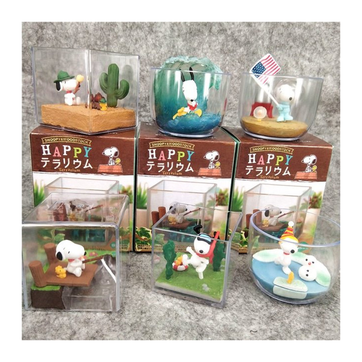 Re-Ment Snoopy Happy Vacations Serie Miniatur-Landschaft Flasche Blind Box Spielzeug als Desktop Ornament in Grau und Mehrfarbig - Bild 1