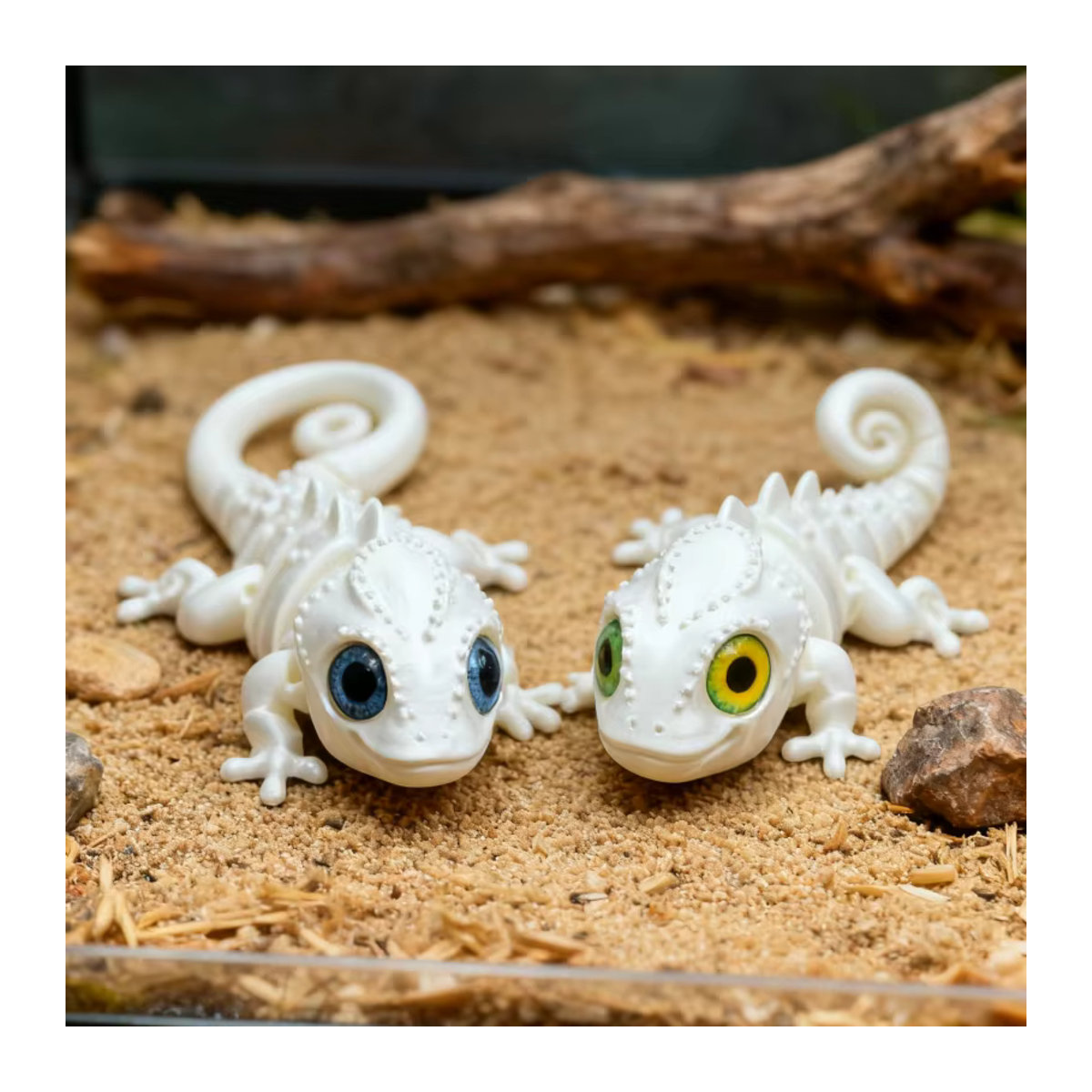 Realistische 3D-gedruckte Drachen-Eidechse als Aquarium-Dekoration aus Kunststoff in Weiß - Bild 2