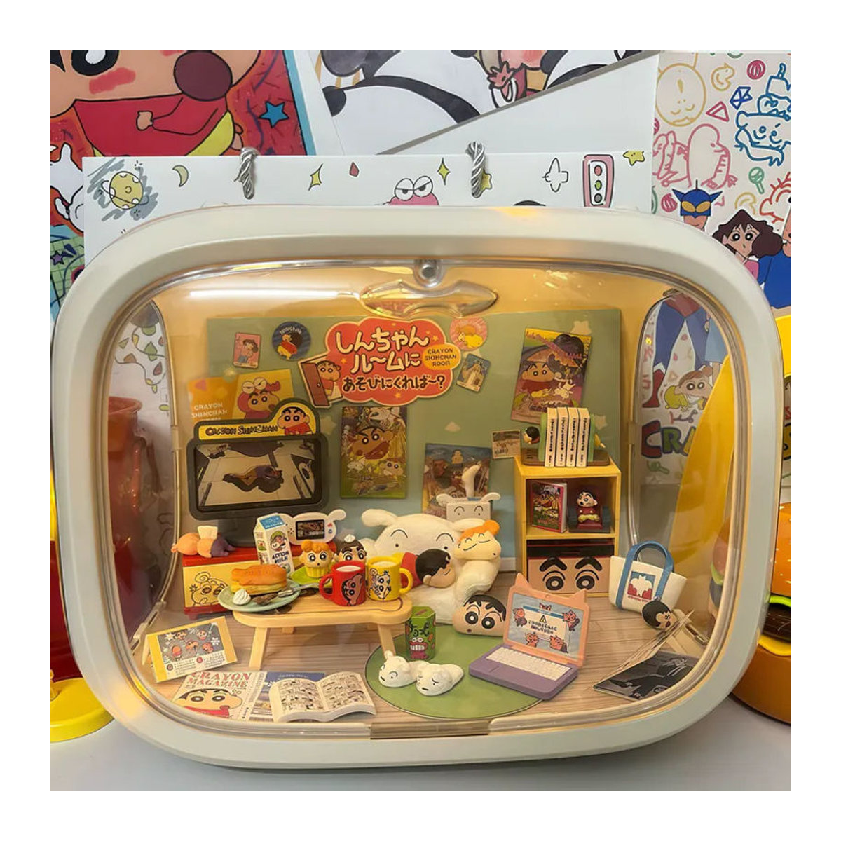 Rement Crayon Shinchan Miniatur Zimmer Blind Box Anime Figur aus Kunststoff, mehrfarbig, Desktop Ornament und Sammlerstück für Kinder - Bild 4