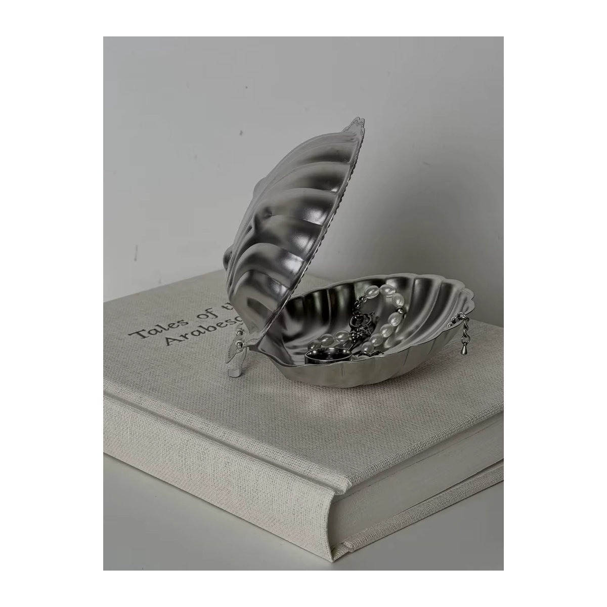 Retro-Butterbox aus Edelstahl 304 in Silber als antike Lebensmittelbox und Schmuckaufbewahrung im Vintage-Stil - Bild 2