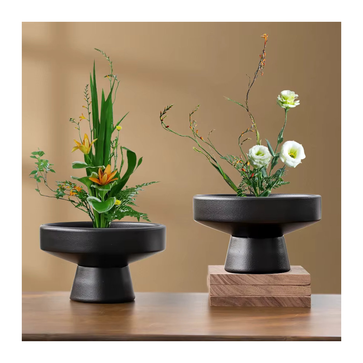 Retro Keramik Vase in Schwarz für Schnittblumen und Topfpflanzen als Vintage Deko-Ornament - Bild 2