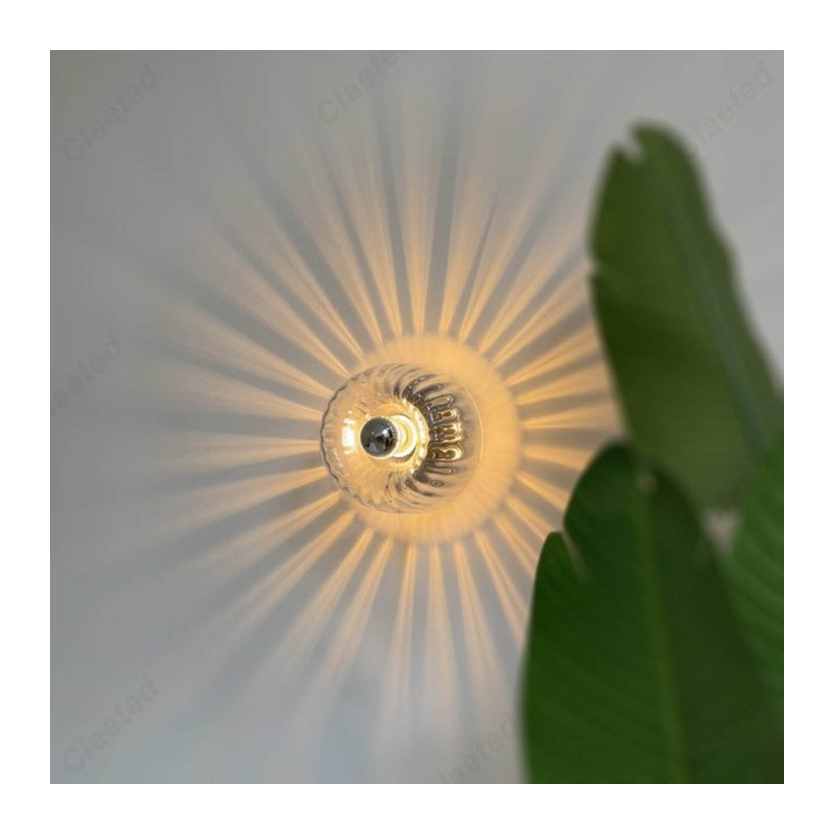 Retro LED Wandlampe aus Glas in Silber für Wohnzimmer, Schlafzimmer und Korridor - Bild 1